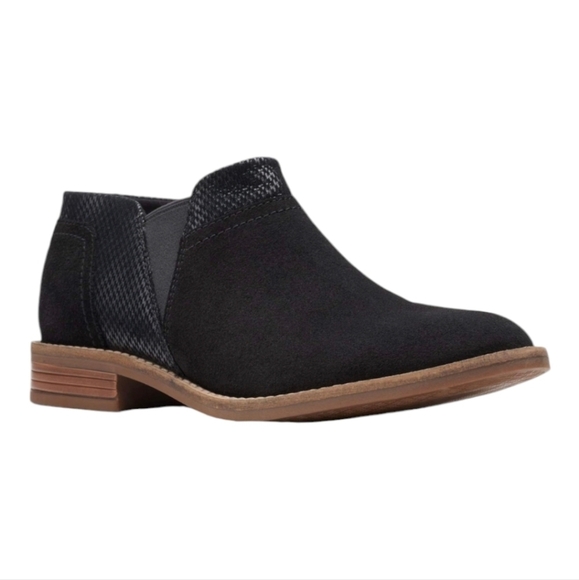 Collection by Clarks Women's Camzin Mix Black Suede Ankle Boots 6.5 NIB - Picture 1 of 16